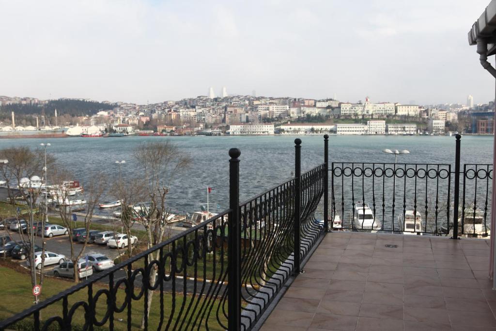 Balat Suites Стамбул Экстерьер фото